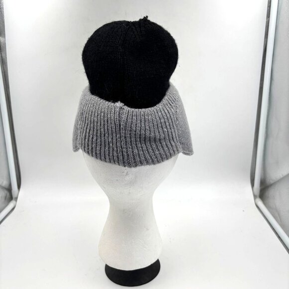 Knitted Warm Hat With Visor & Ear Flaps Gray & Black YUAN Brand Unisex Design Wi - Picture 2 of 6